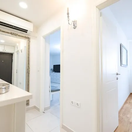 Lägenhet Two Bedroom With A Balcony Relja Zadar