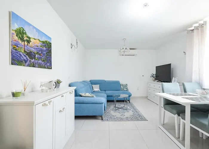Two Bedroom With A Balcony Relja Apartamento *