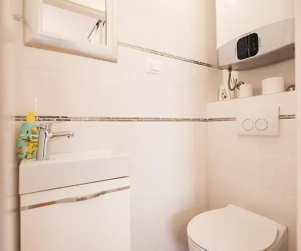 Apartamento Two Bedroom With A Balcony Relja