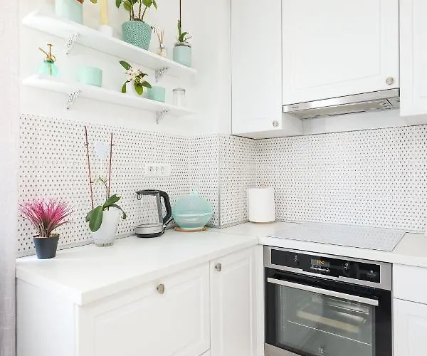 Two Bedroom With A Balcony Relja Апартаменты