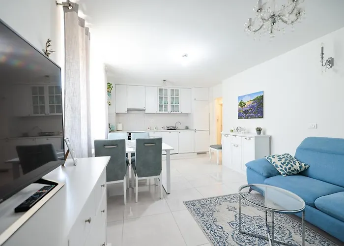 Two Bedroom With A Balcony Relja Apartment Zadar