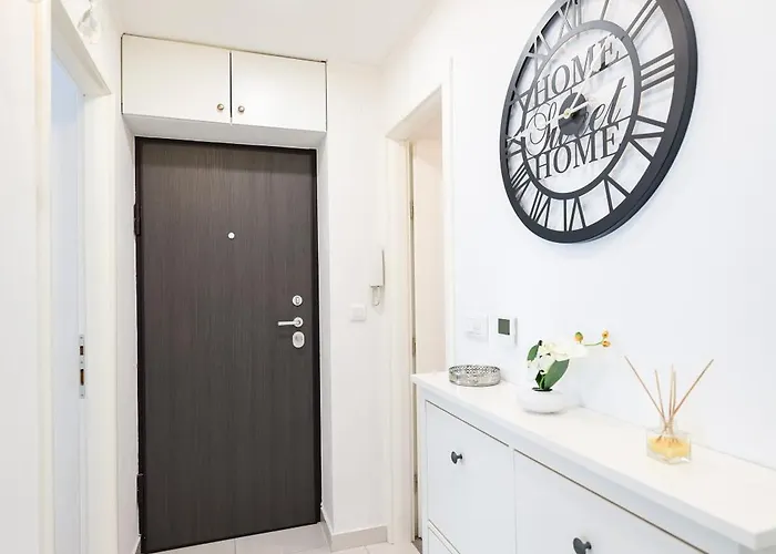 Two Bedroom With A Balcony Relja Zadar